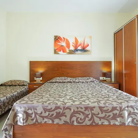 Apartment Nina 2 *