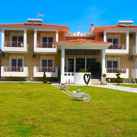 Apartment Nina 2 *